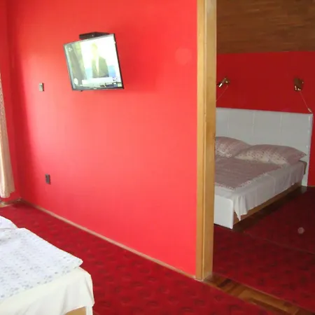 Lägenhet Gyongyvirag Vendeghaz