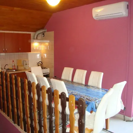Gyongyvirag Vendeghaz Apartment Balatonboglár